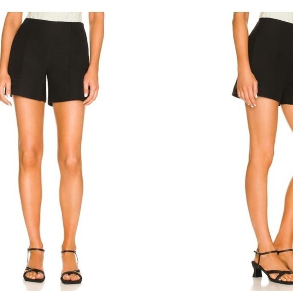 Vince Pleated Flat Front Black Shorts - Picture 1 of 9